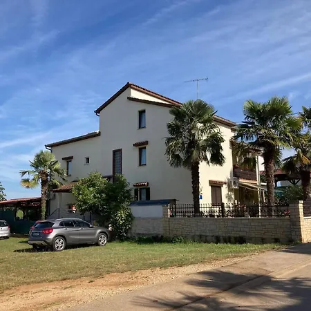Ap 5- Nur 500 Meter Zum Zentrum By Interhome *