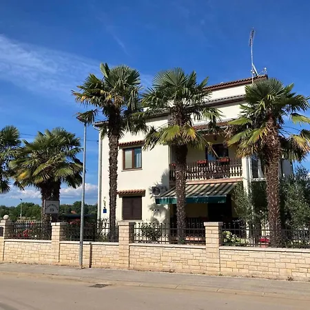 Apartmán Ap 5- Nur 500 Meter Zum Zentrum By Interhome Funtana